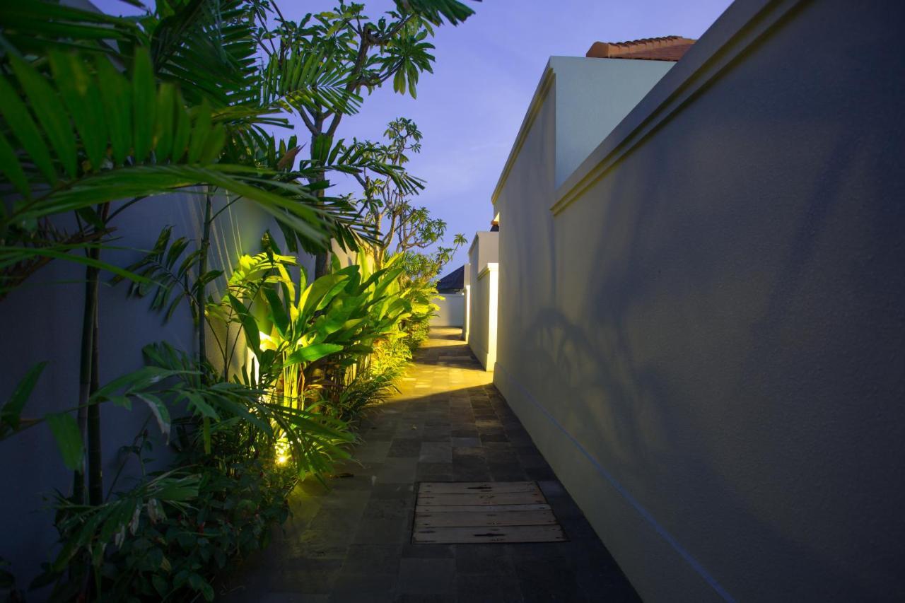 The Awandari Villas Seminyak - CHSE Certified Bagian luar foto